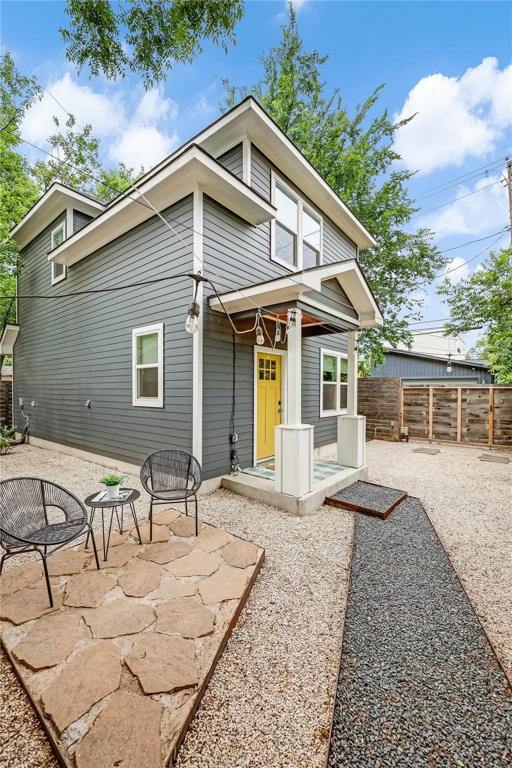5512 Duval St #2