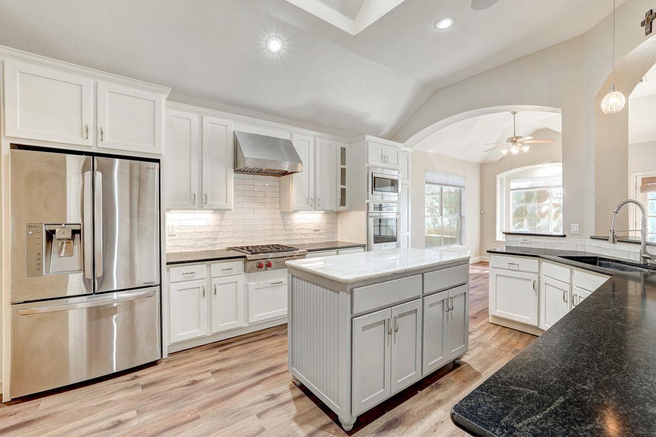 301 Rim Rock Dr