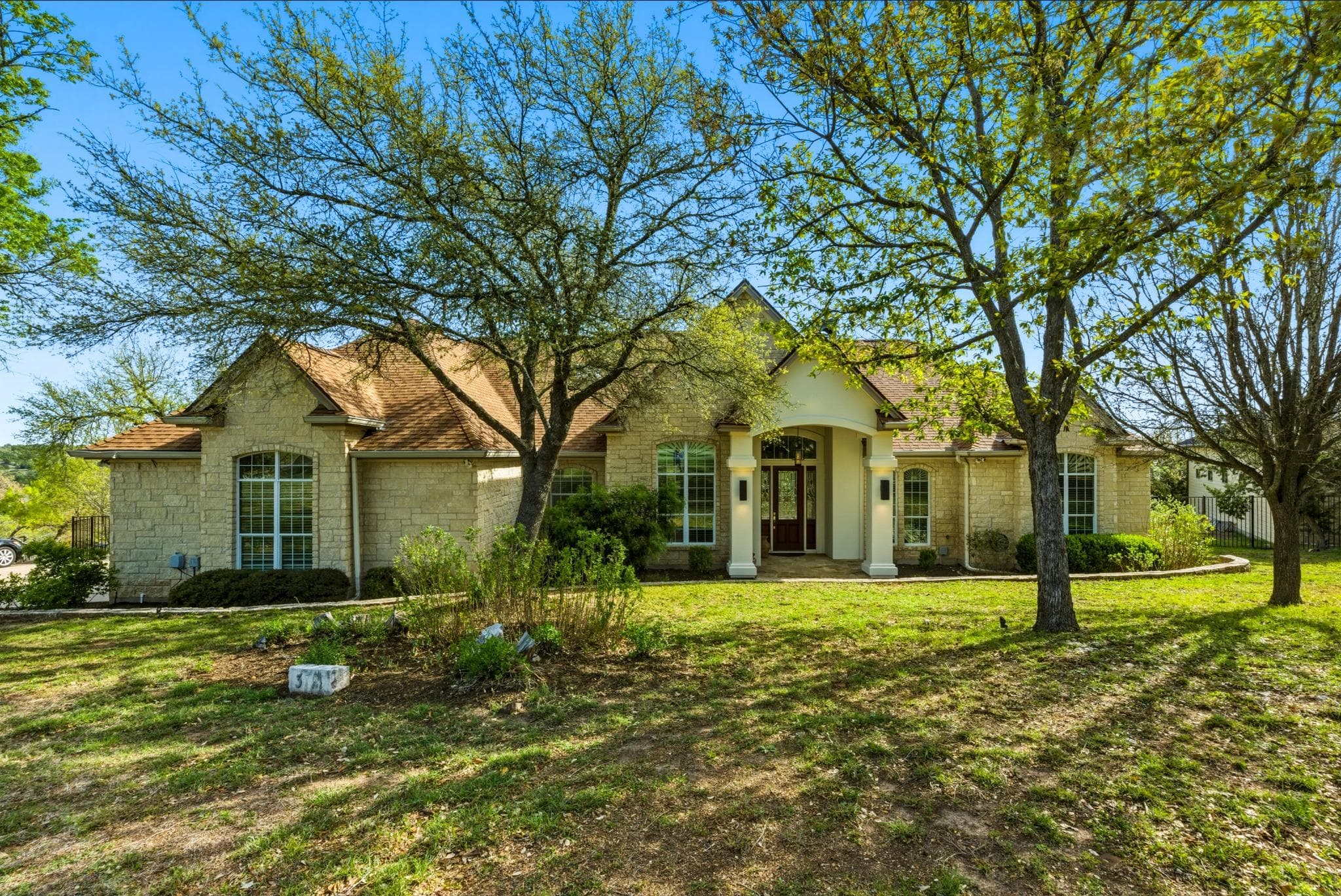 13725 Madrone Mountain Way