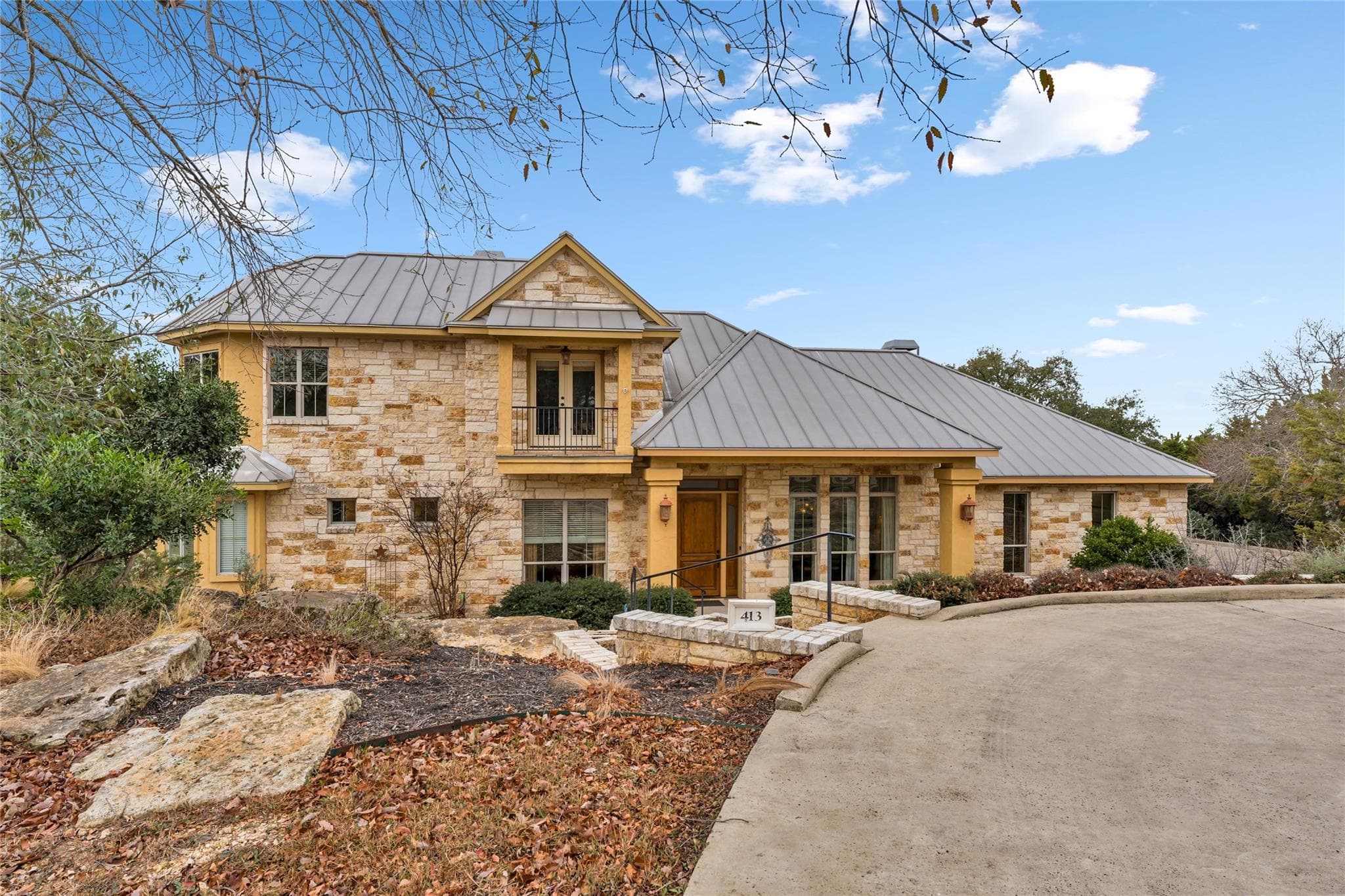 413 Rock House Dr
