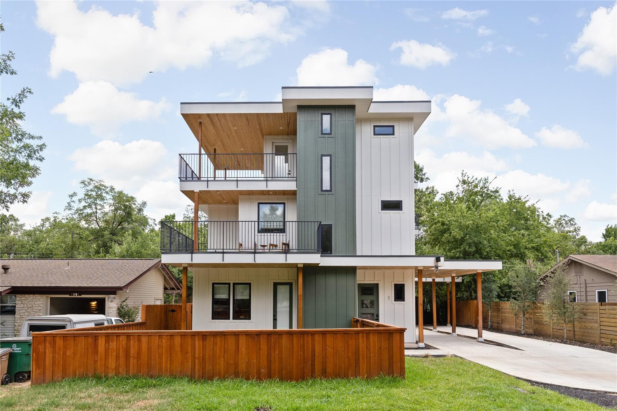 4530 Clawson Rd #1