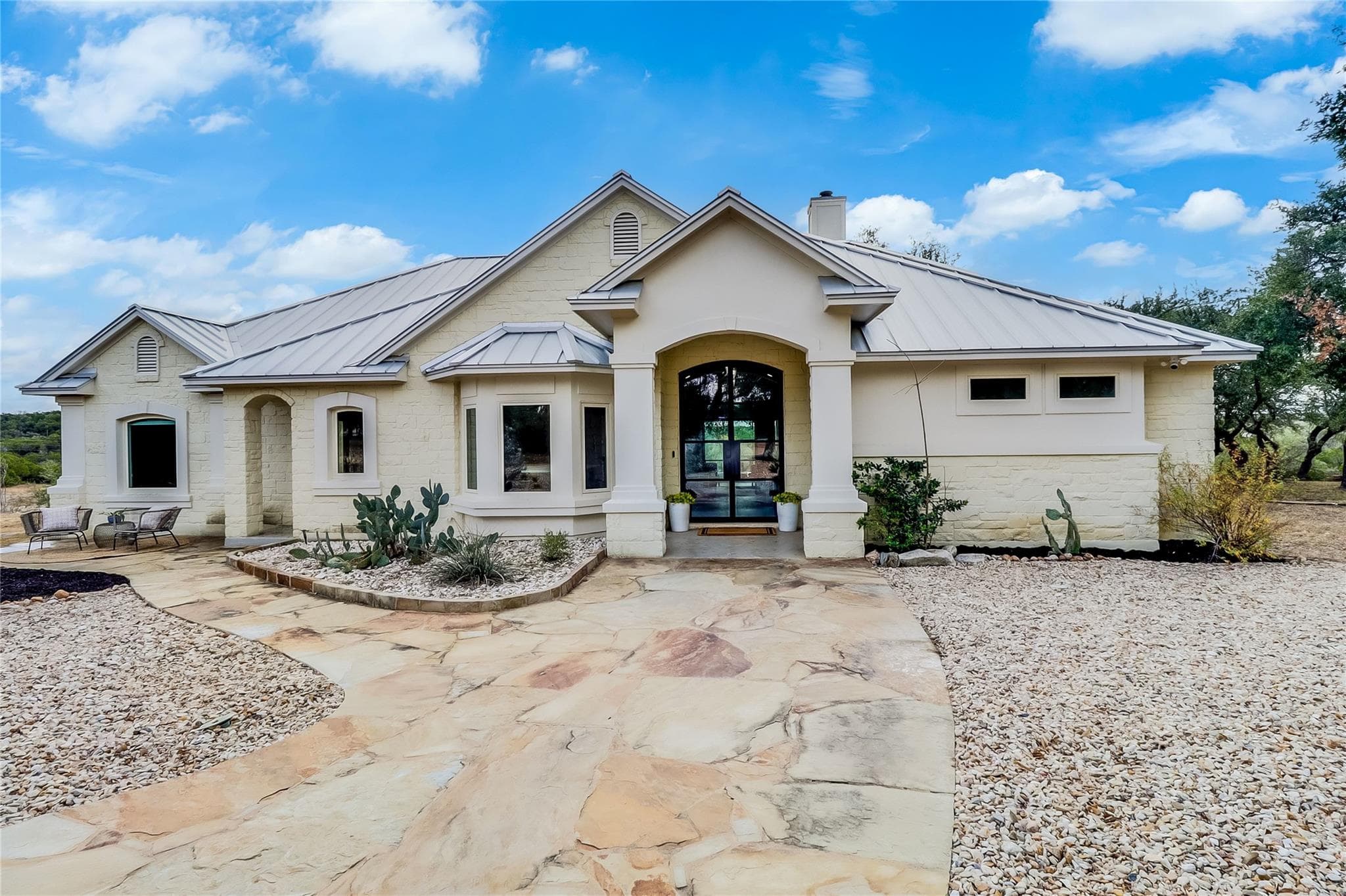 1100 Norwood Rd