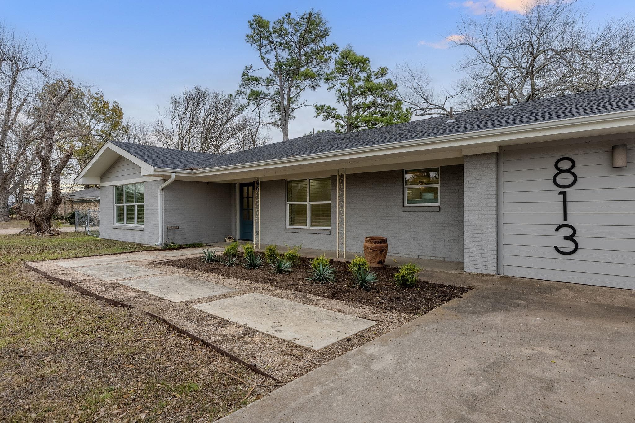 813 Central Ave
