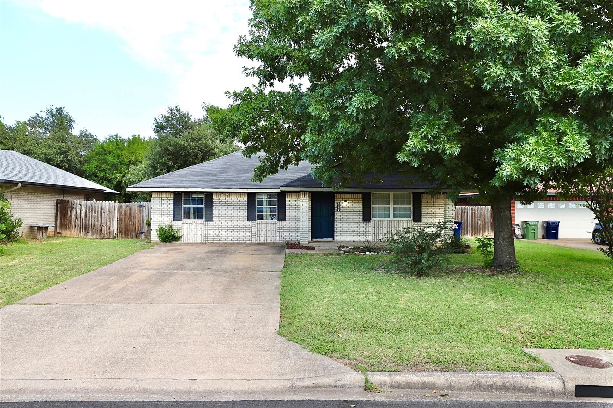 618 Bentwood Dr