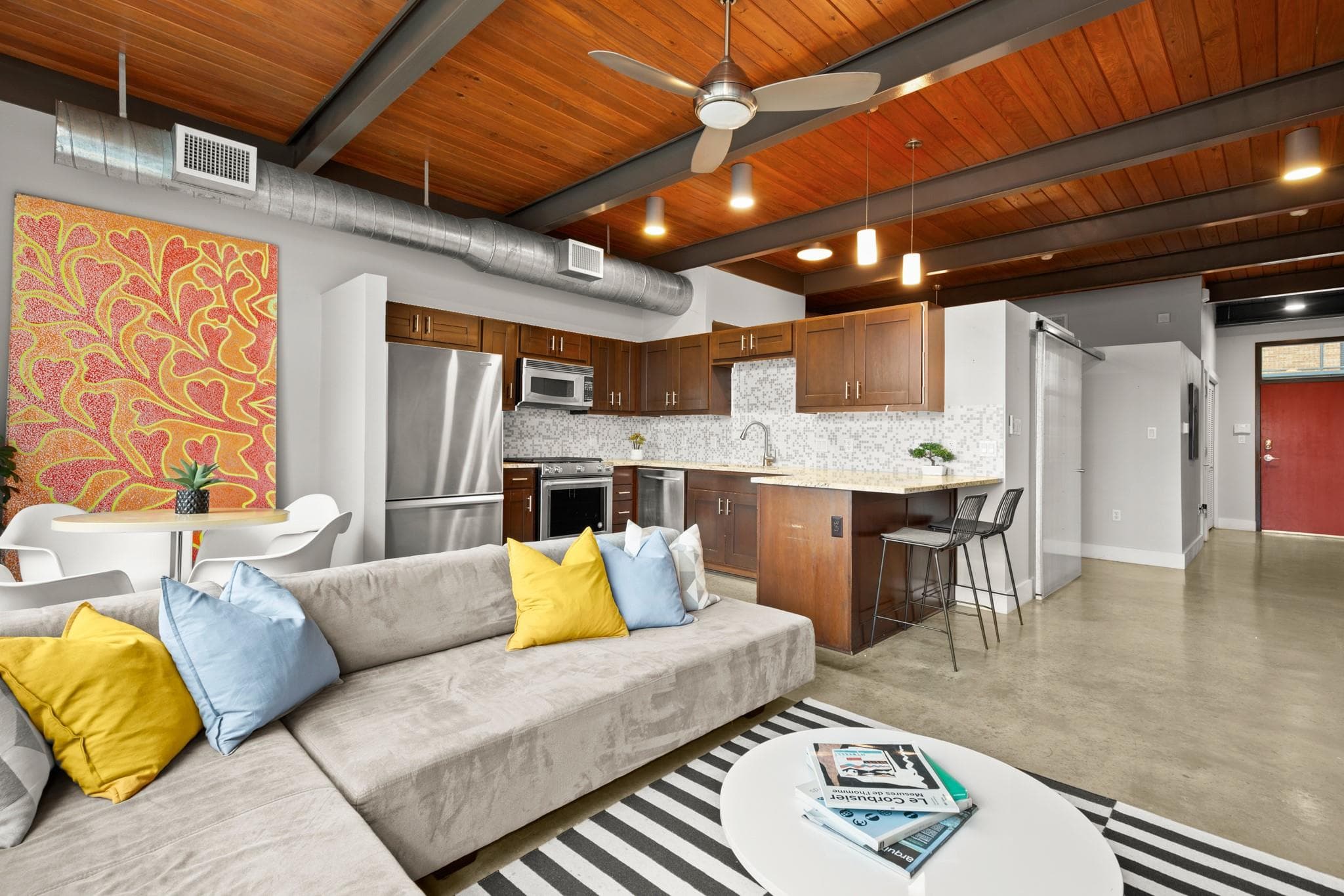 2205 N Lamar Blvd #114