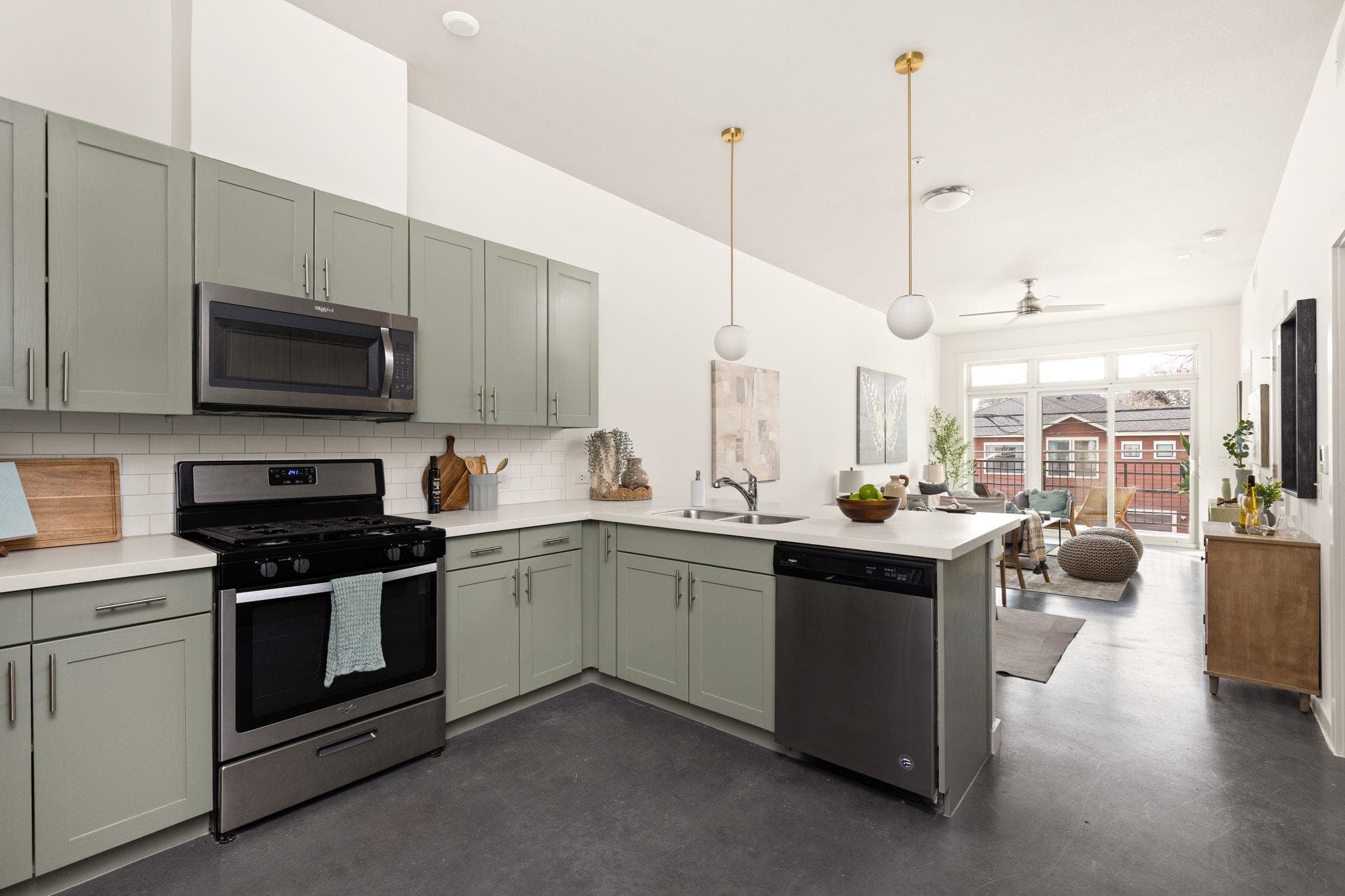 1301 Chicon St #203