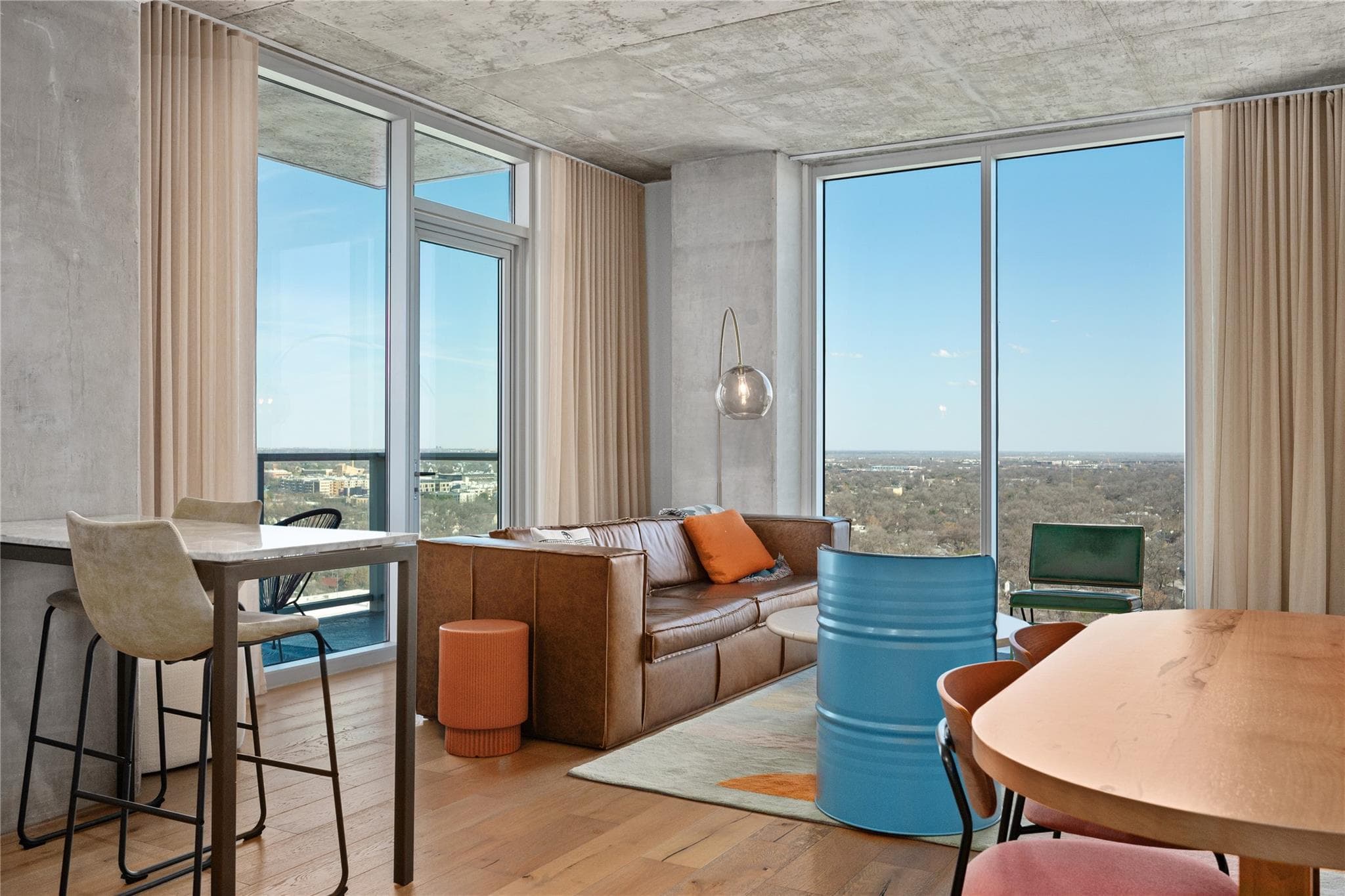 48 East Ave #2204