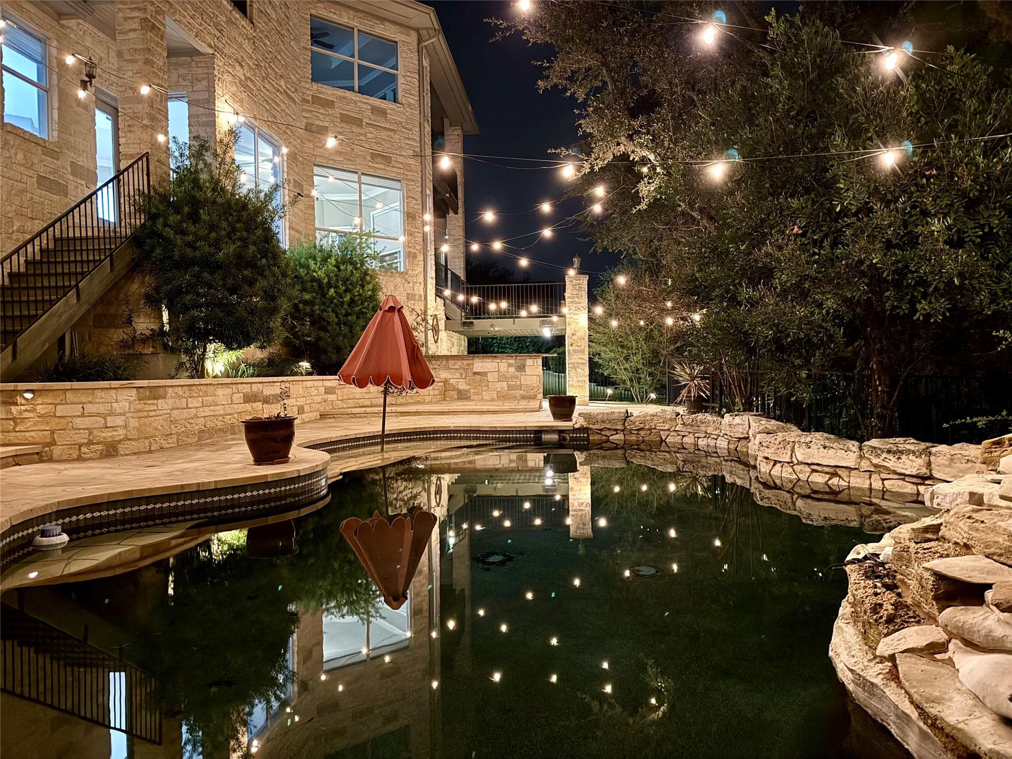 12004 Mira Mesa Dr