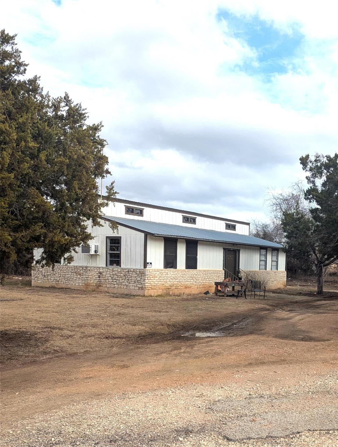 111 Rose Dr