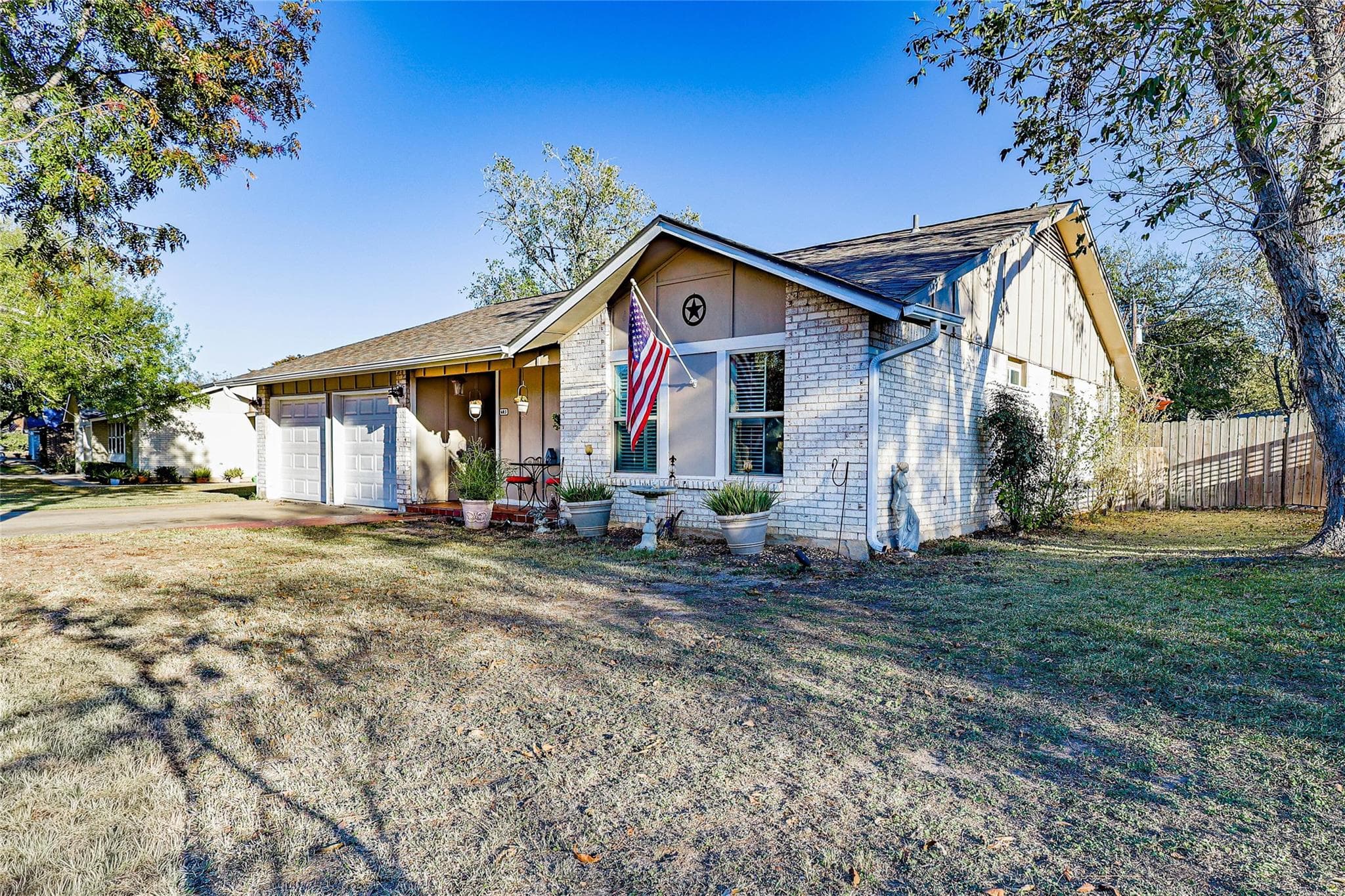 603 Parkview Dr