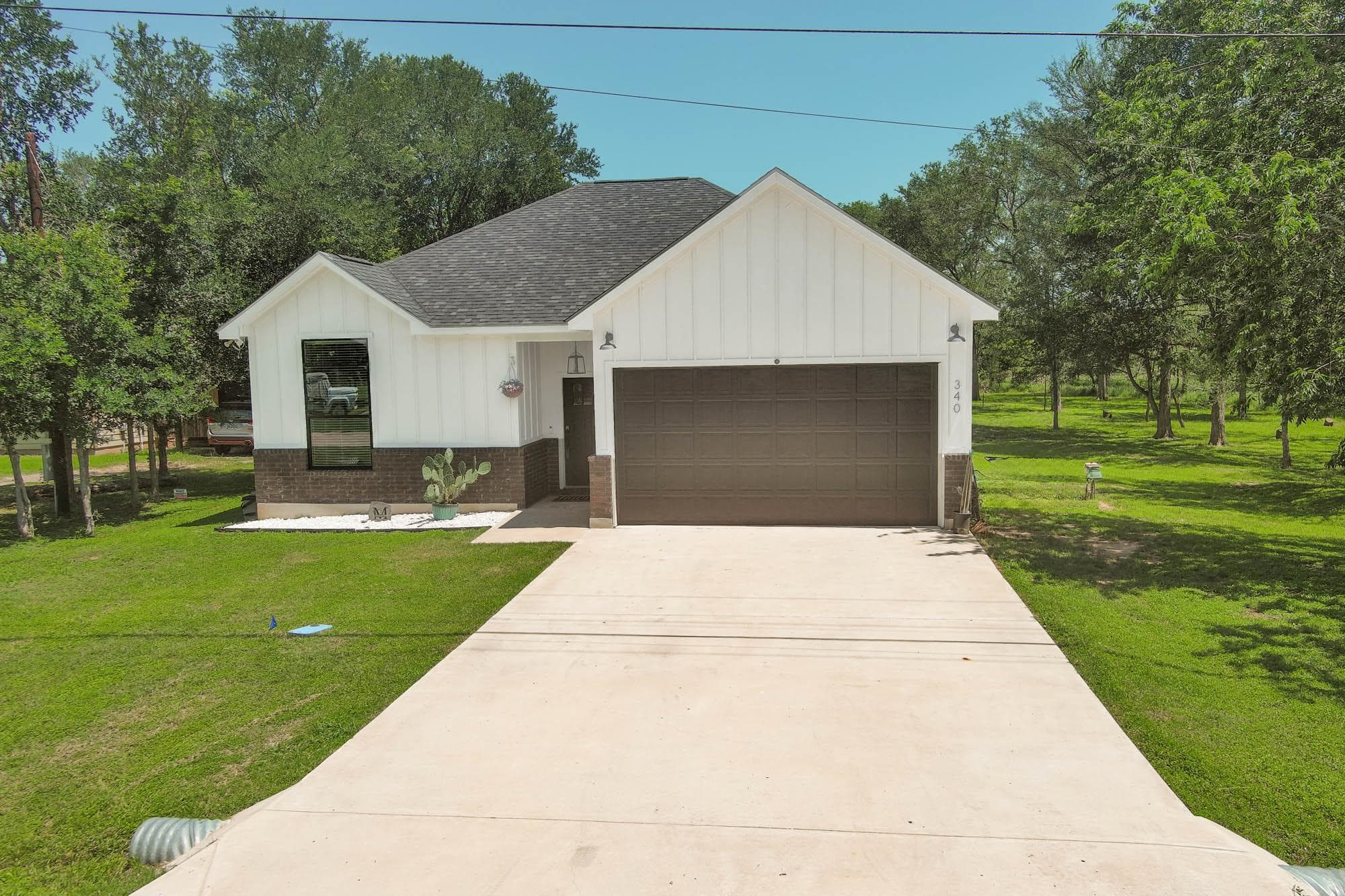 338 W Keanahalululu Ln