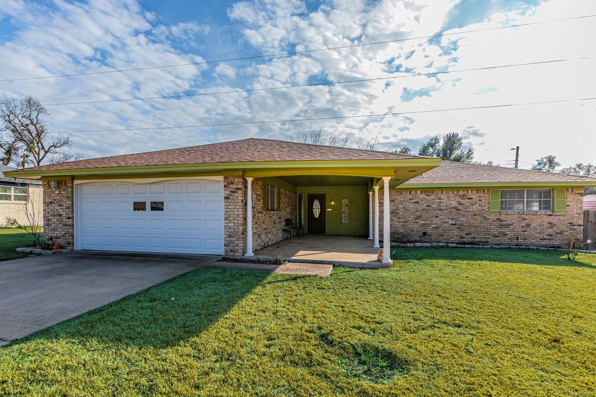 3409 Hemlock Blvd
