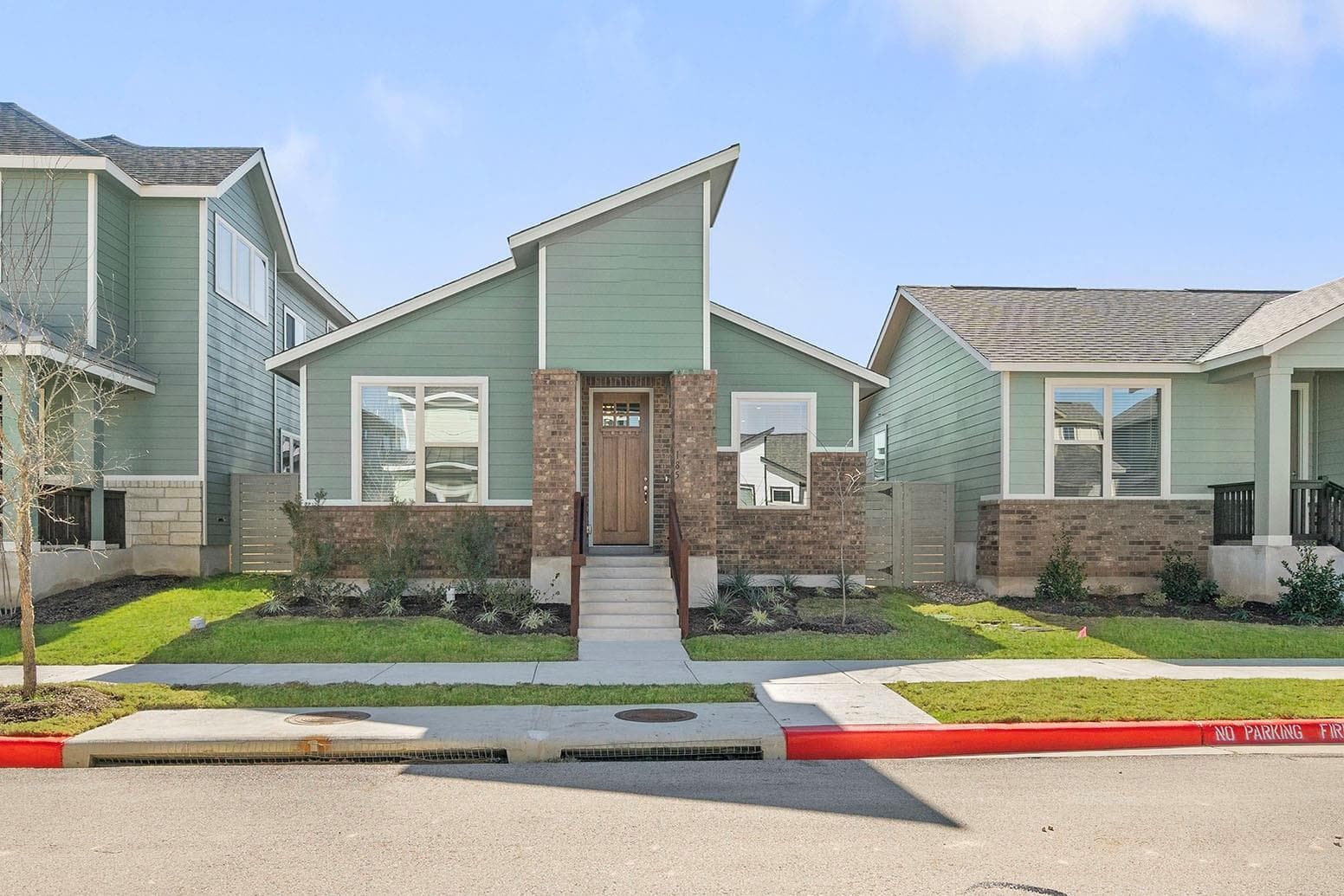185 Weaver Ln
