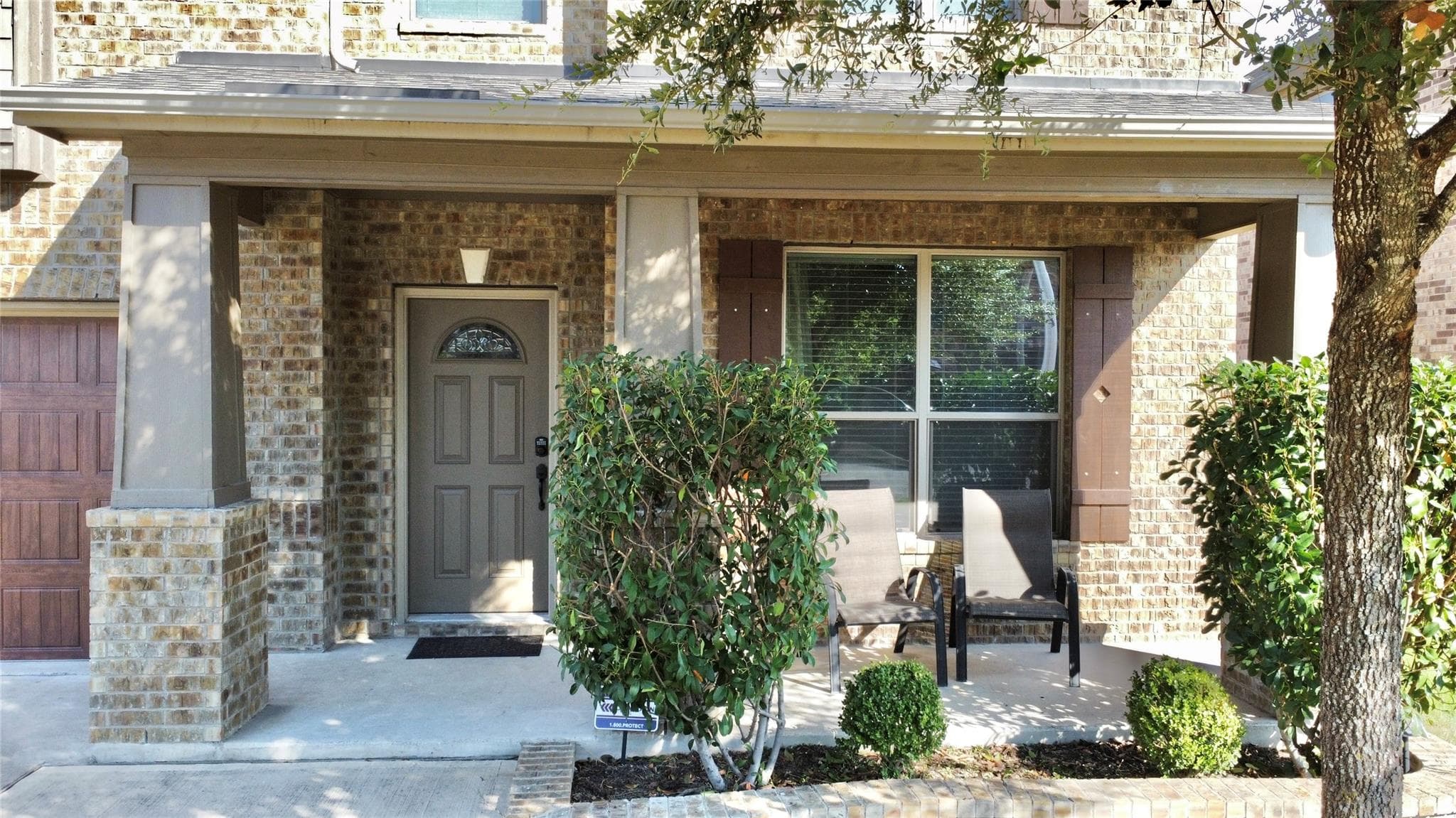 1712 Uhland Dr