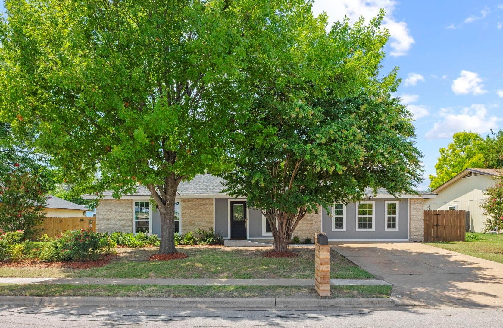 1602 Provident Ln