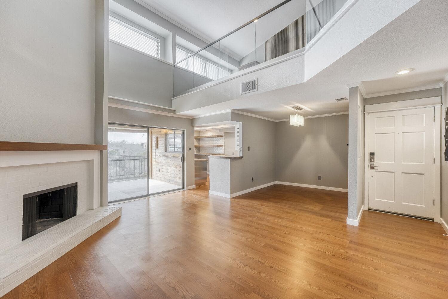 8200 Neely Dr #214