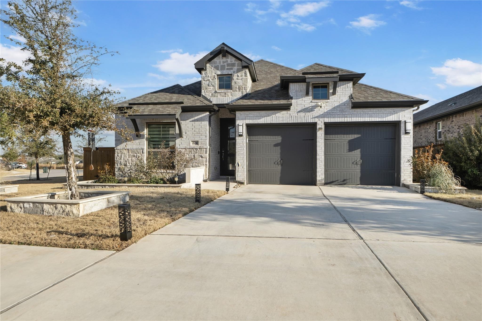 224 Green Knoll Ln