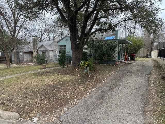 3311 Hollywood Ave