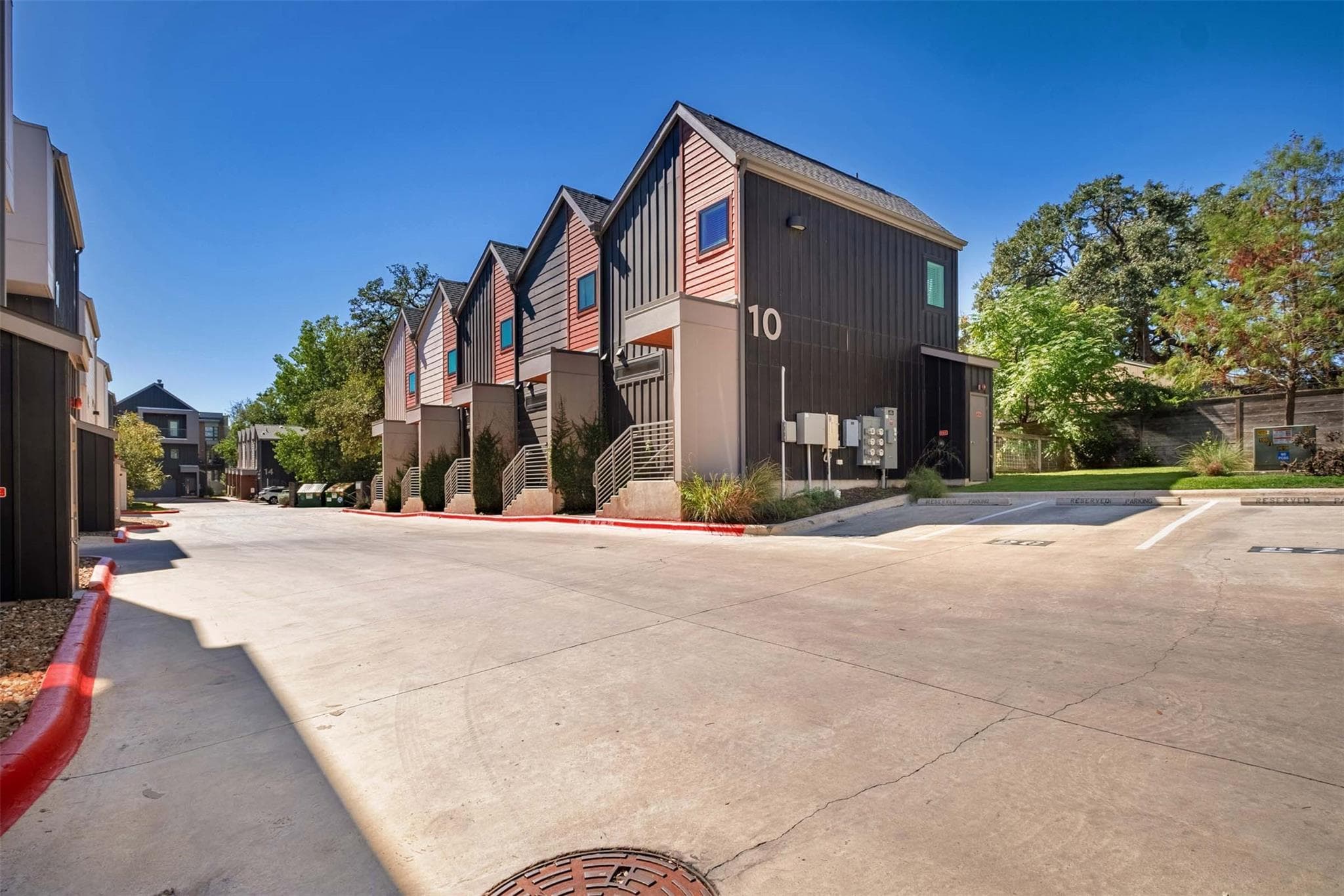 5924 S Congress Ave #103