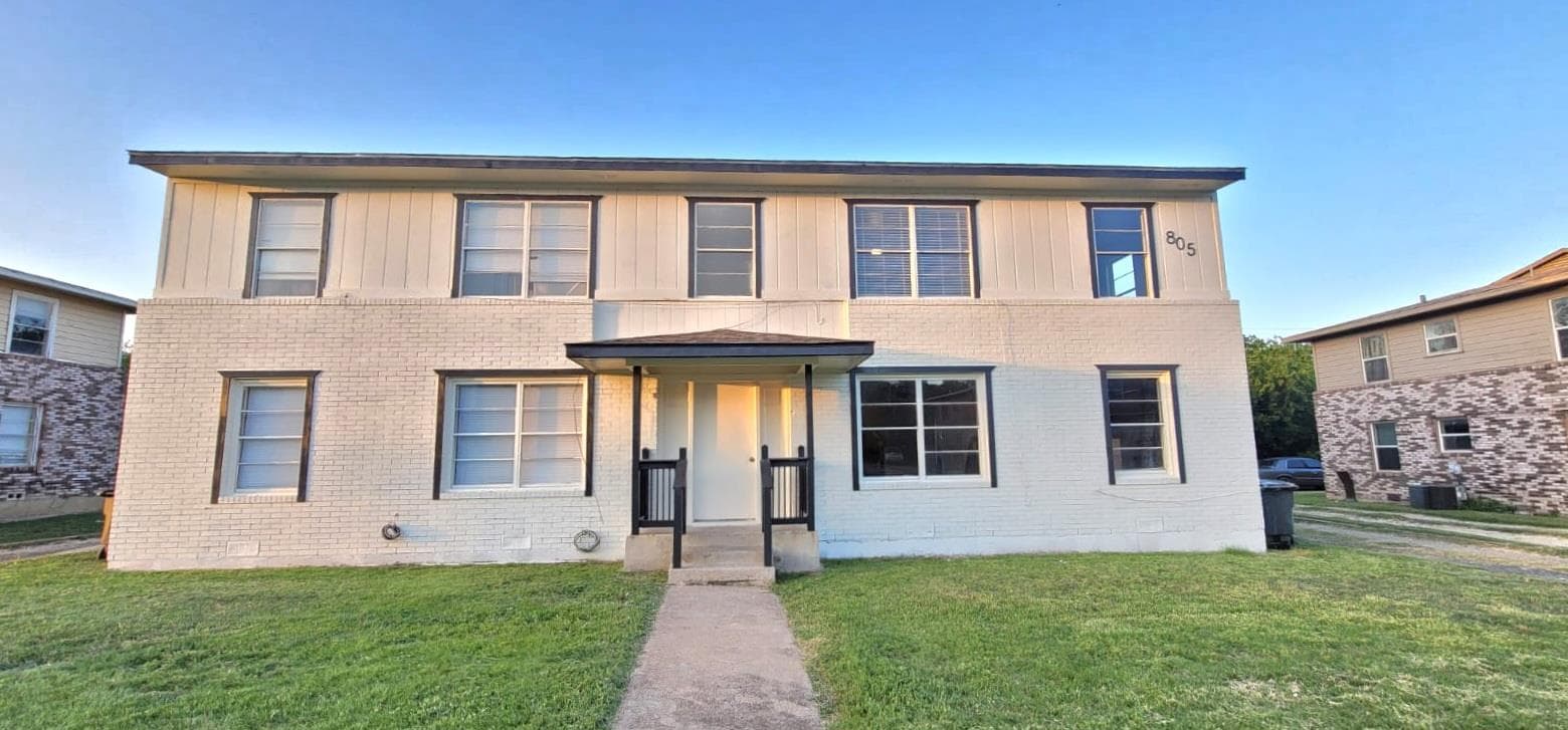 805 Sissom Rd