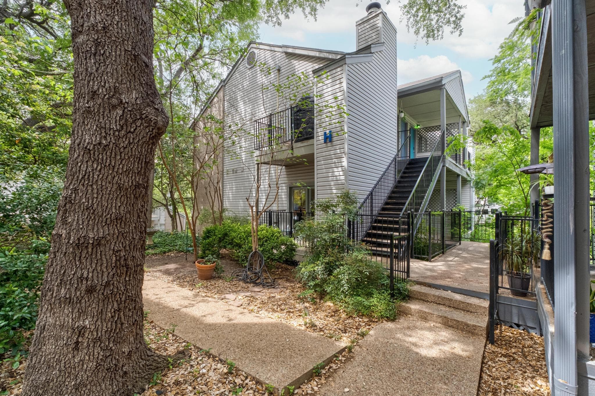 802 S 1st St #115