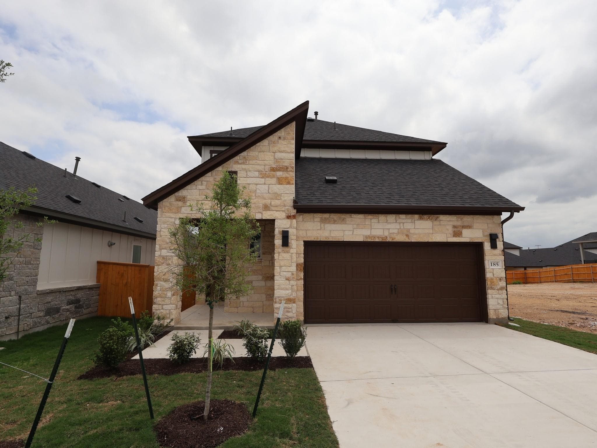 185 Grayson Elm Pass