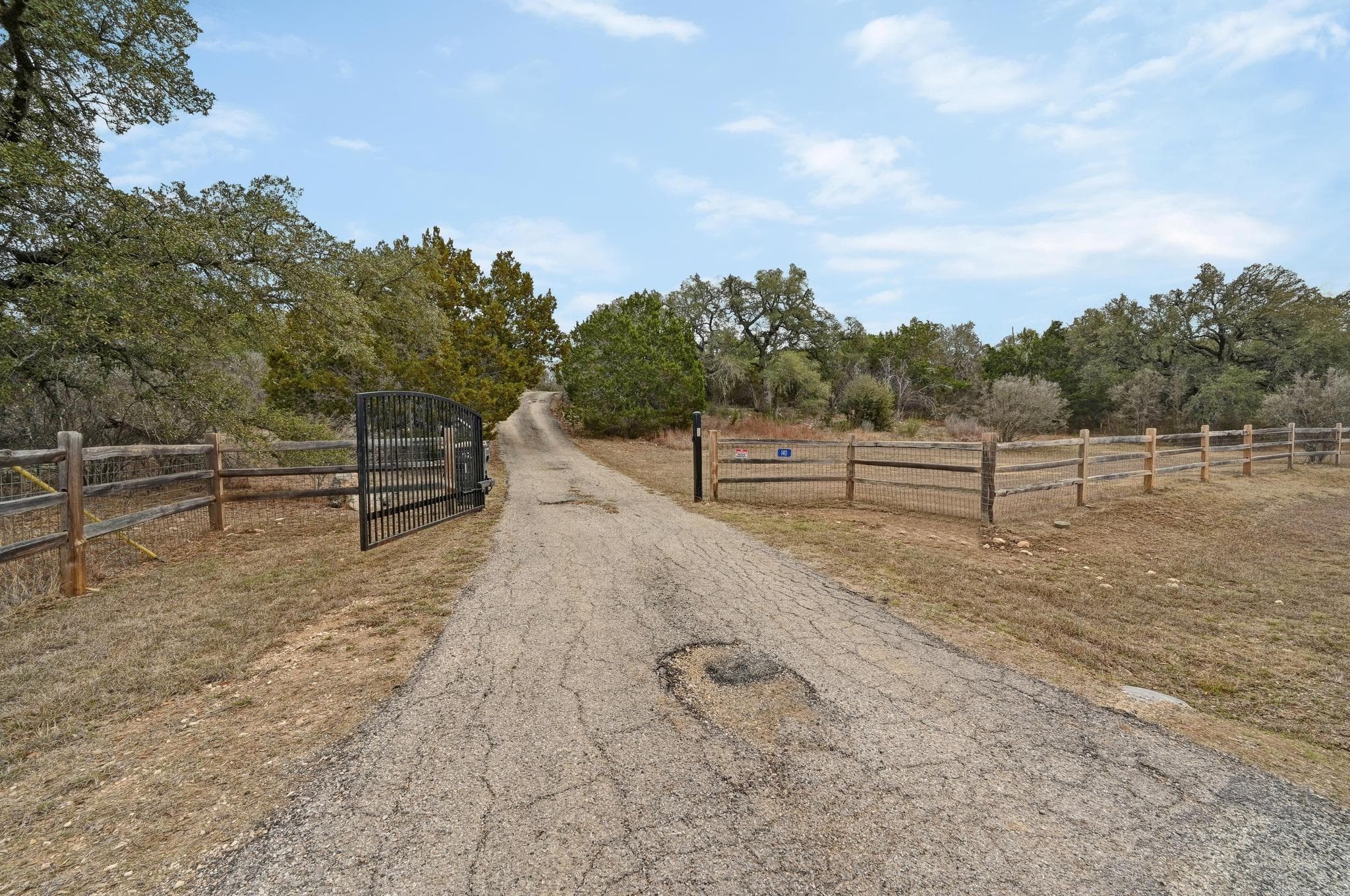 140 Barton Ranch Cir