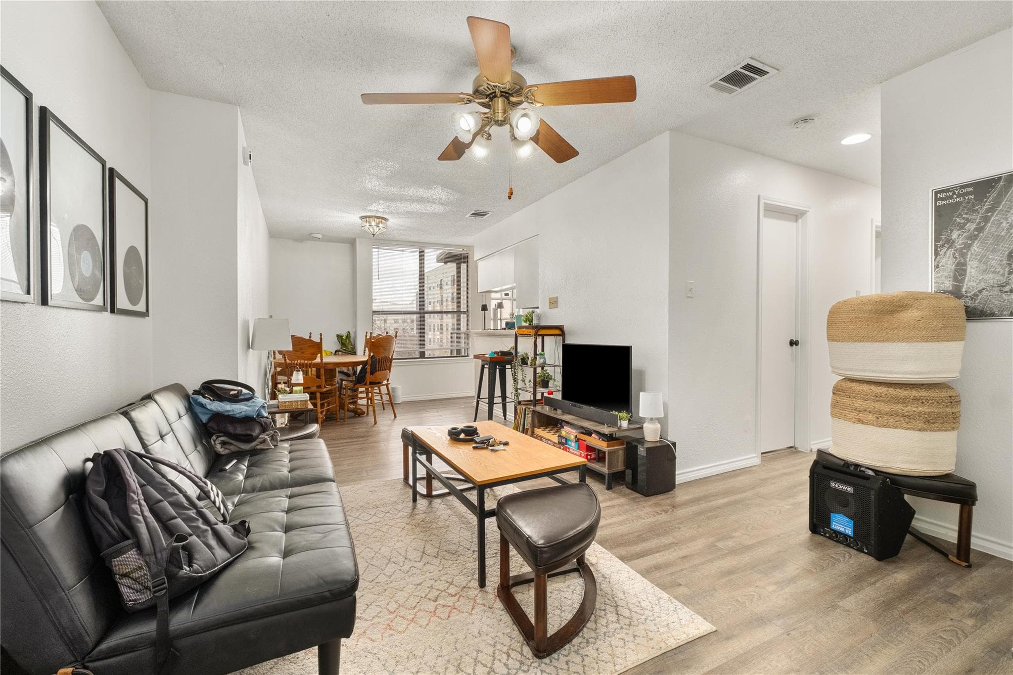 2409 Leon St #307