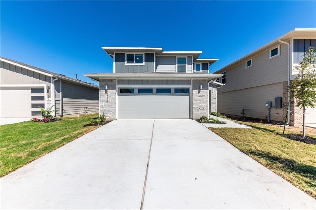 8304 Mimi Ln