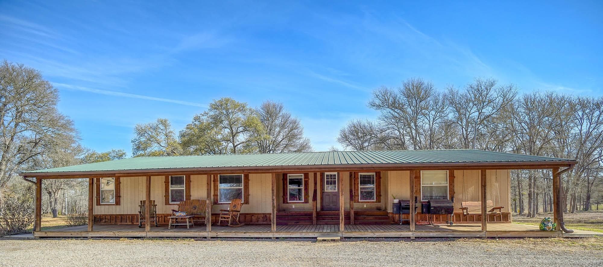 1675 Watterson Rd