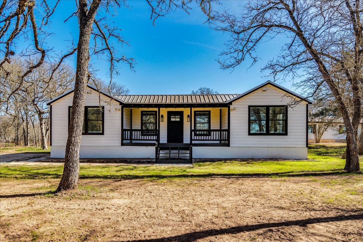 158 Shady Oaks Dr