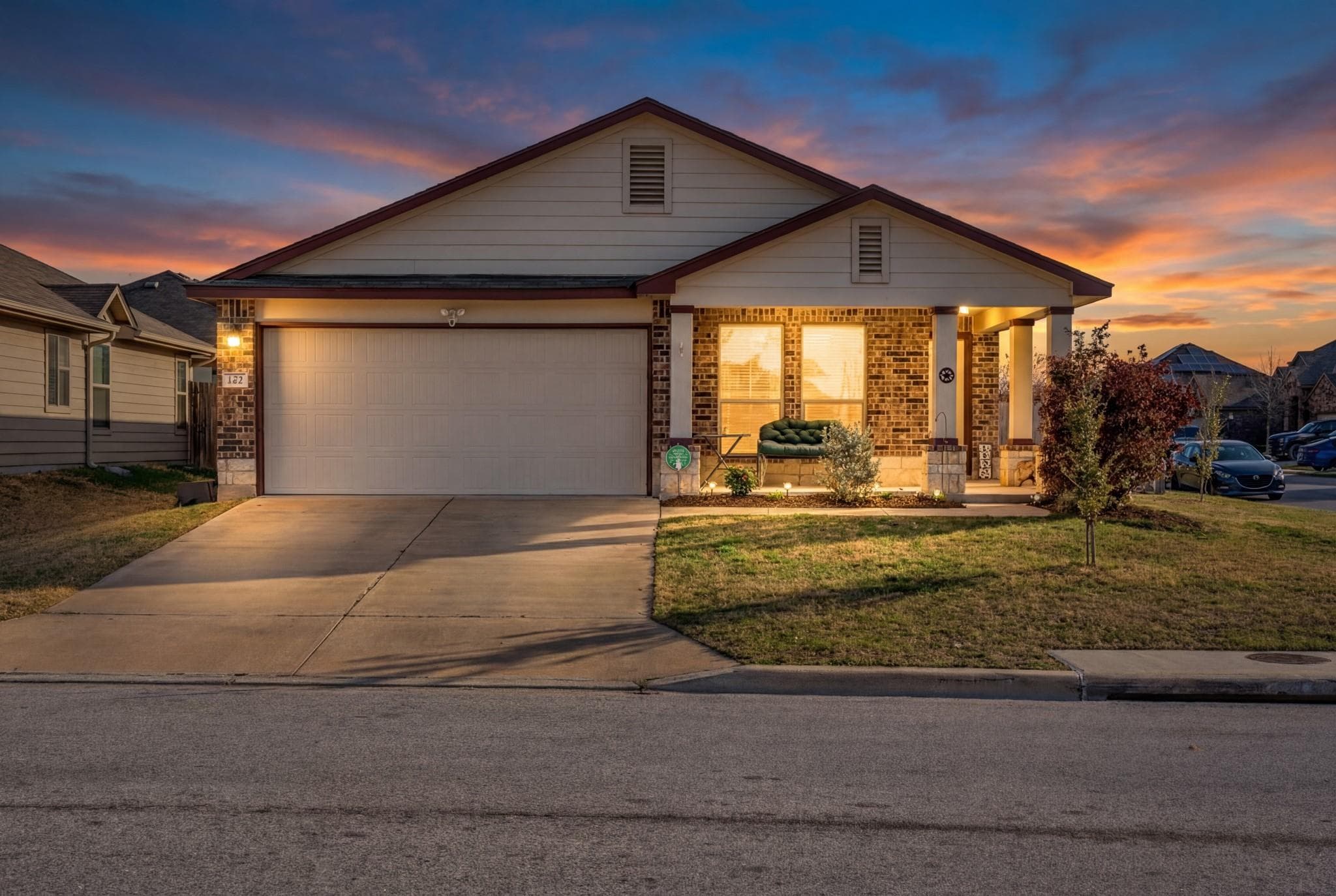 137 Hematite Ln