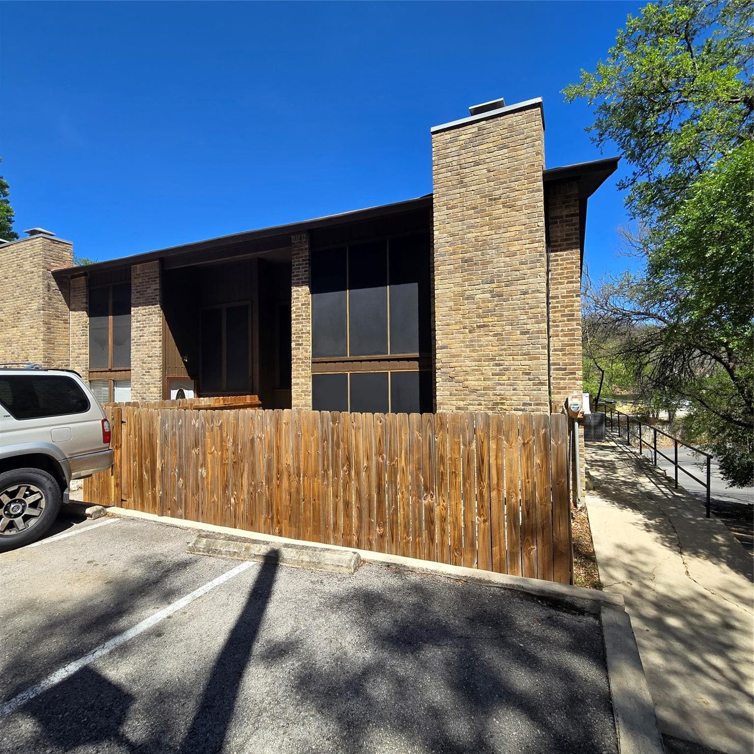 801 Old Ranch Road 12 None