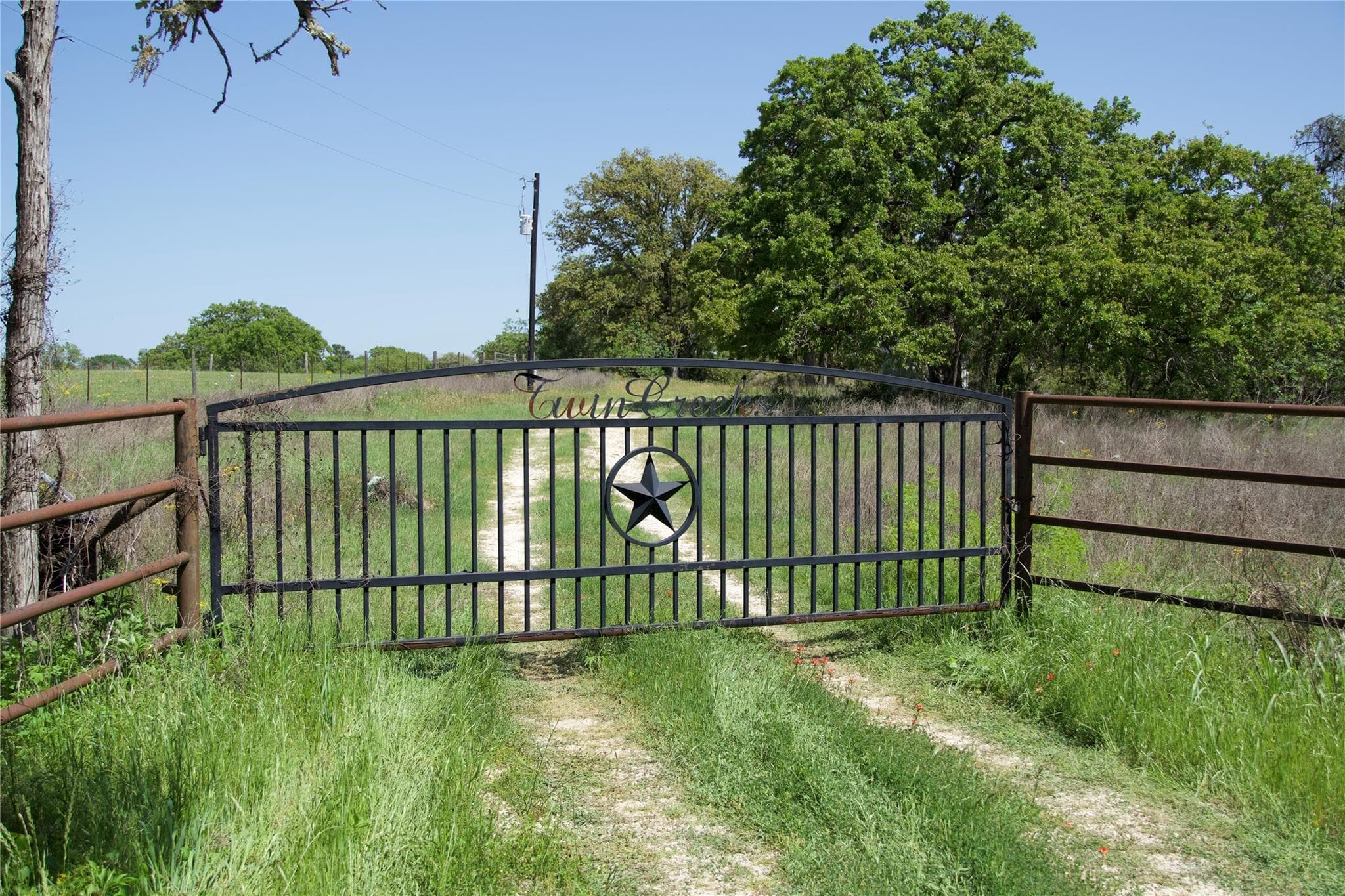 1035 Old Sayers Rd