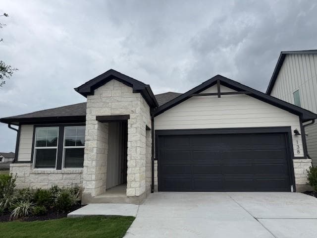 138 Holmby Dr