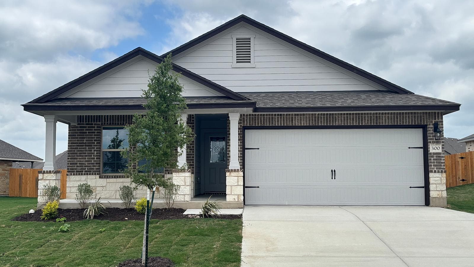 300 Creekfall Rd