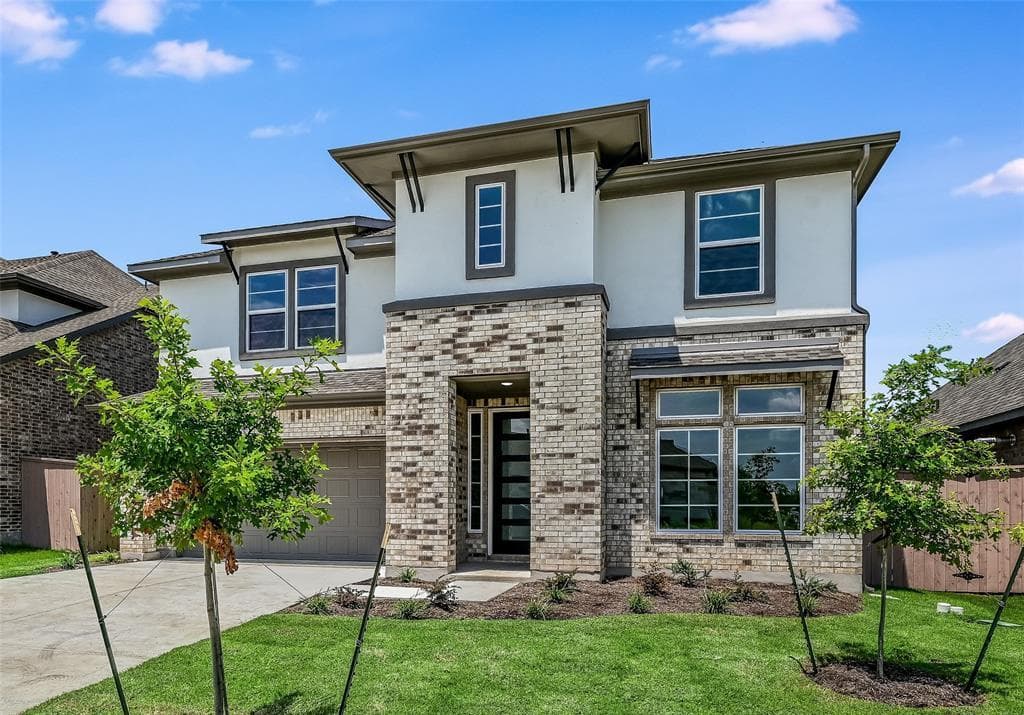 326 Smithsonian Ln