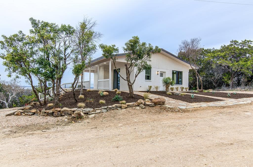 215 Coyote Ln