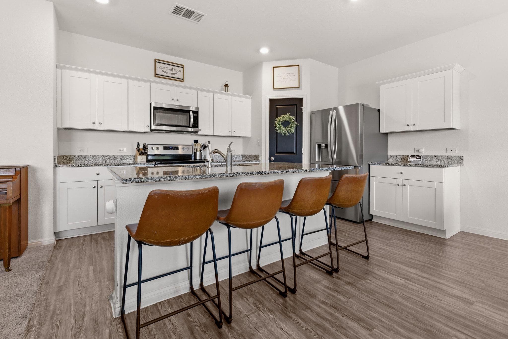 212 Wonderful Life Way