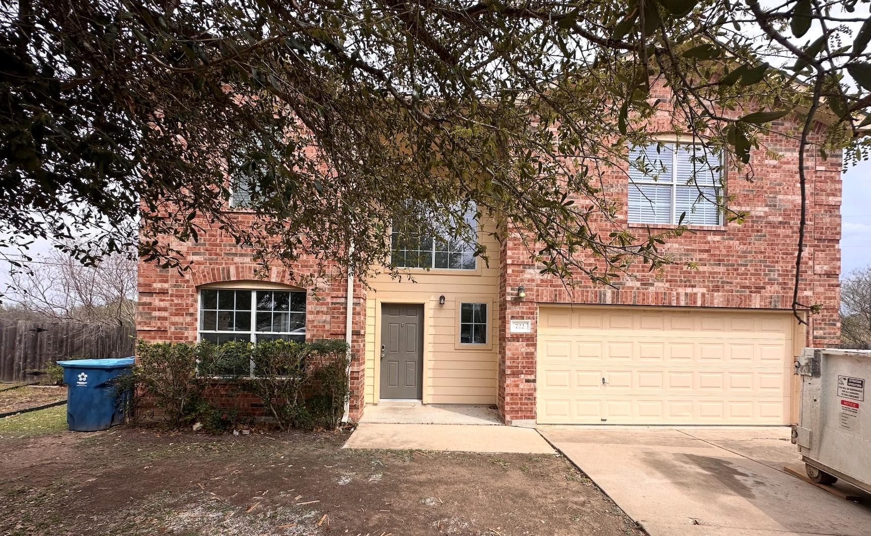 722 Lavaca Loop