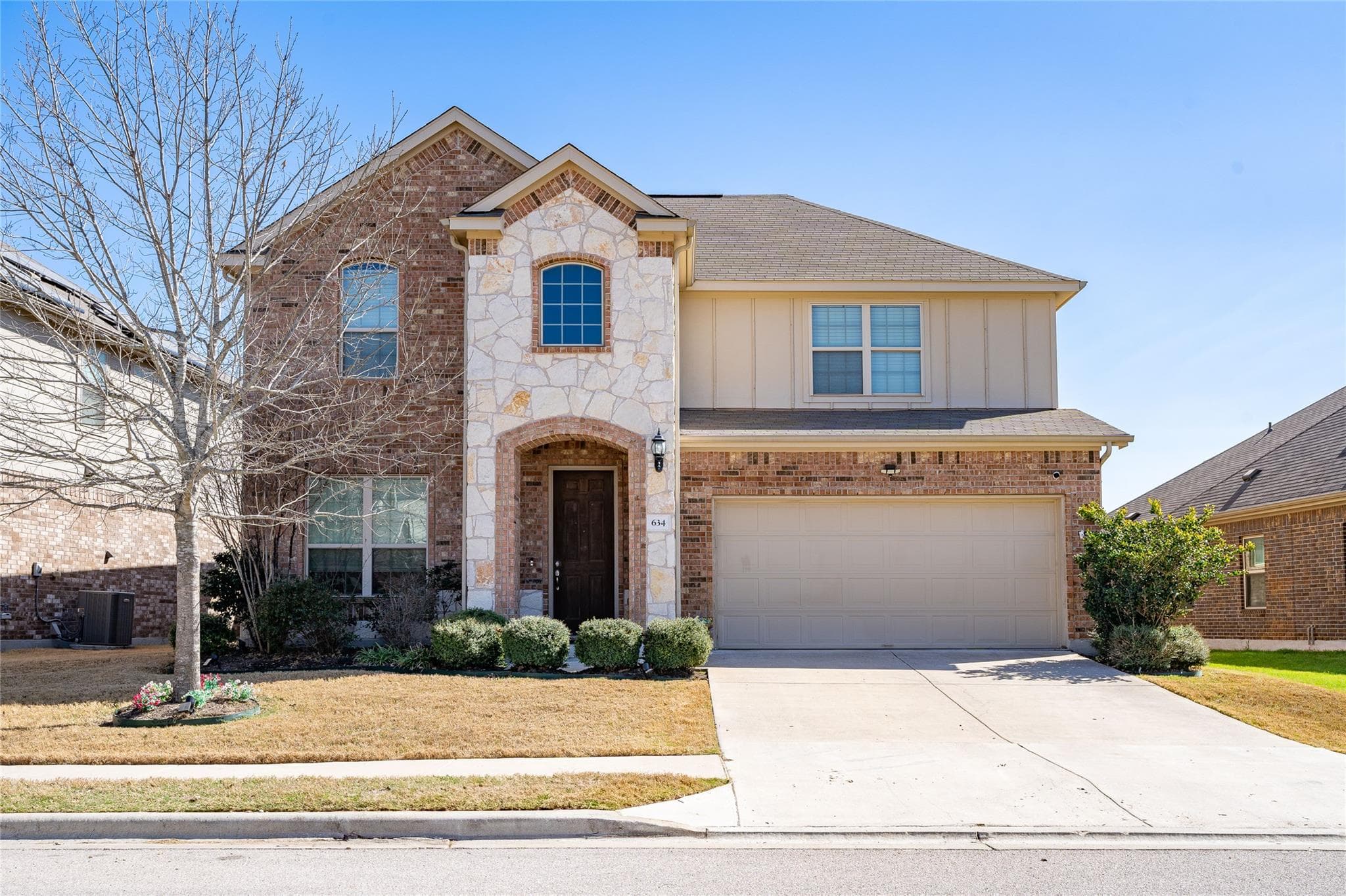634 Blossom Valley Strm