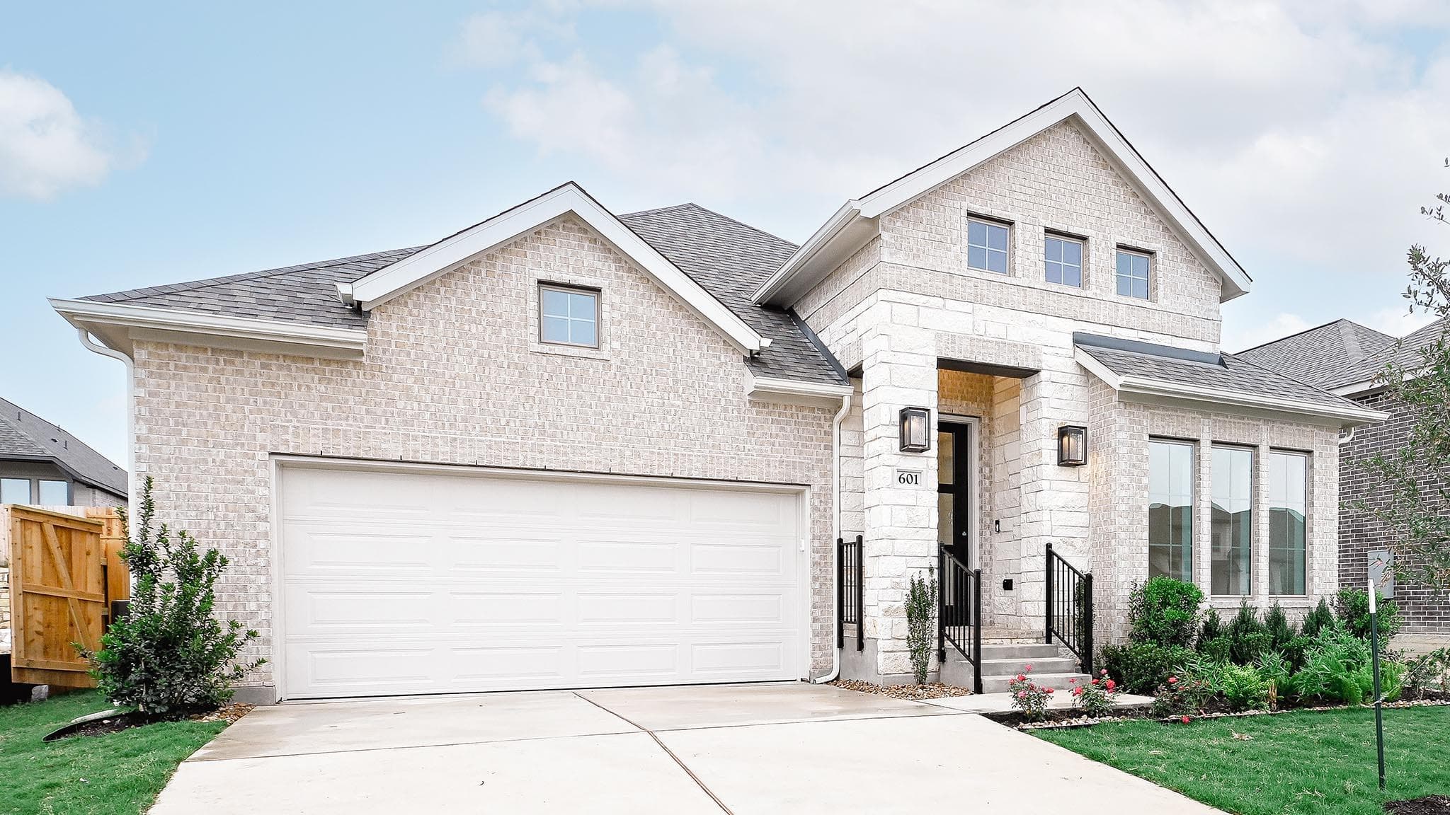 601 Bay Breeze Dr