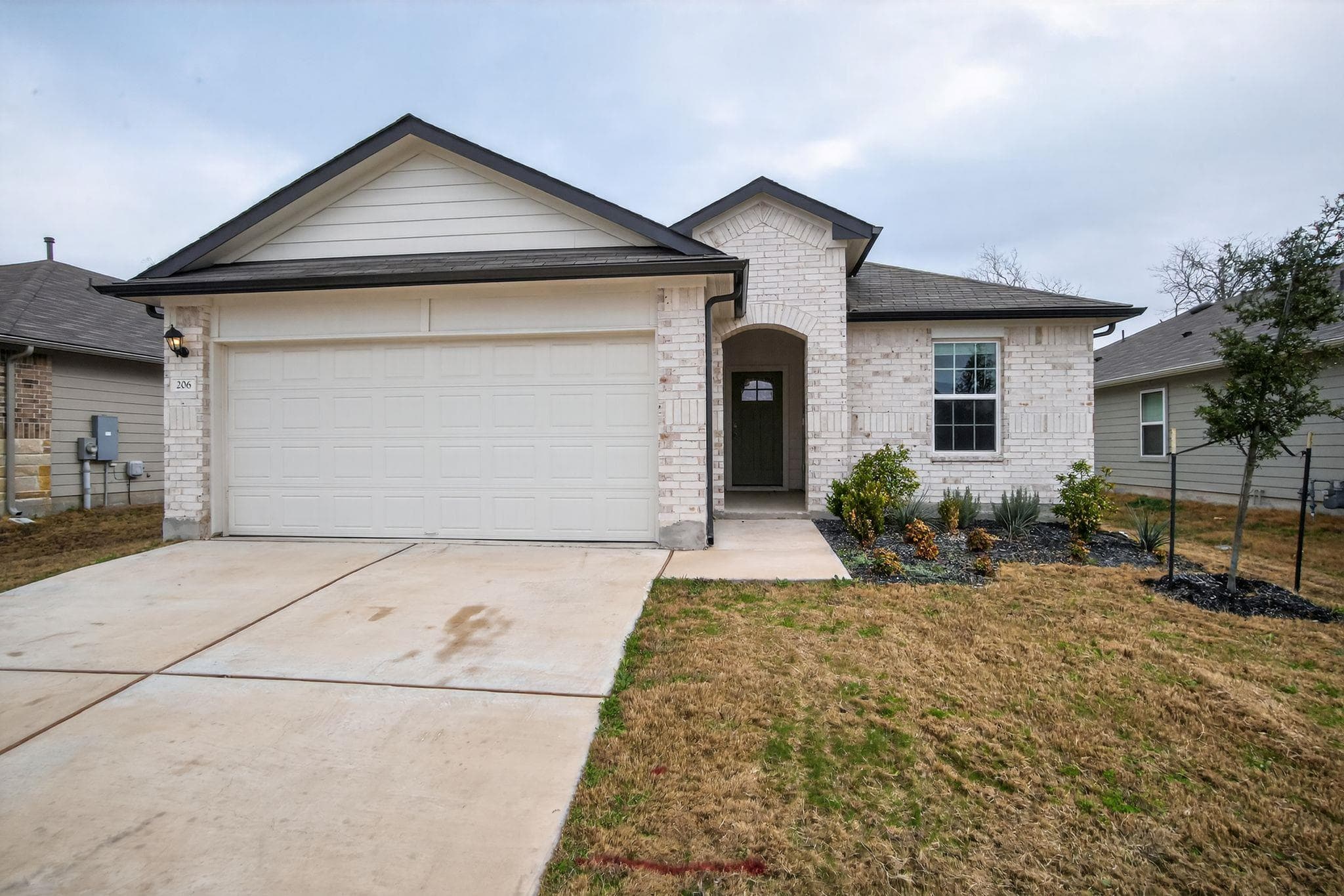 206 ADDISON Pl