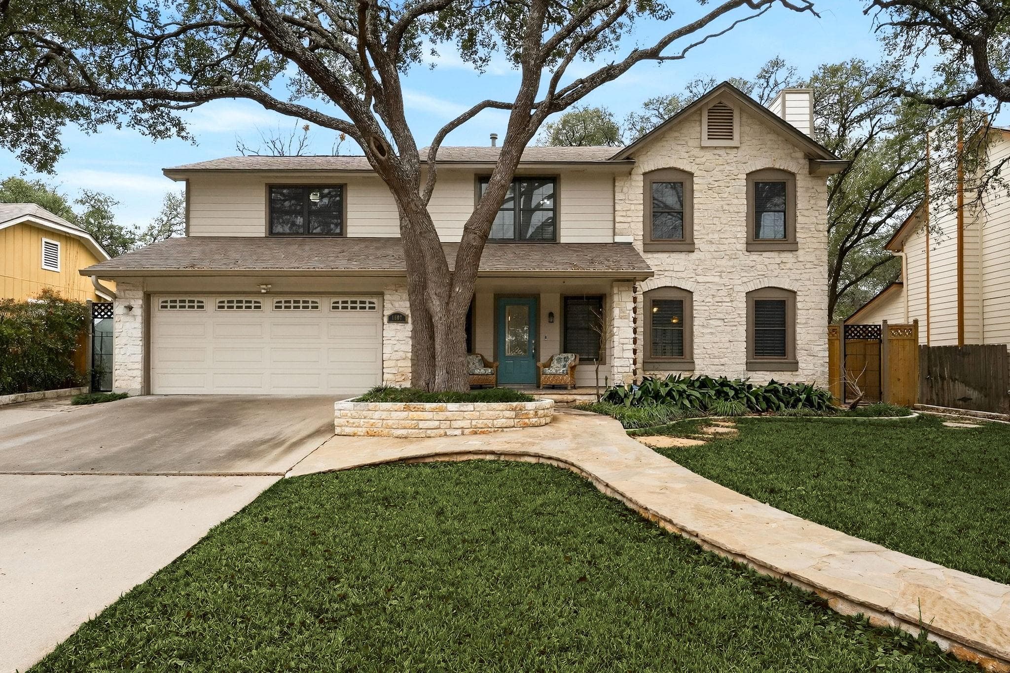 1607 Garnaas Dr