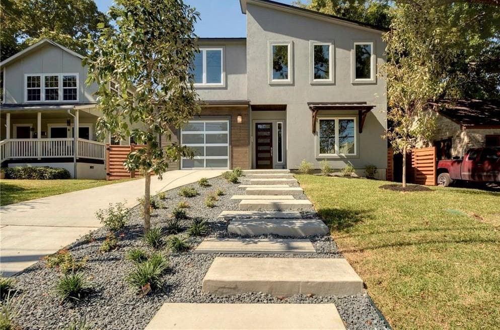 1208 Kinney Ave