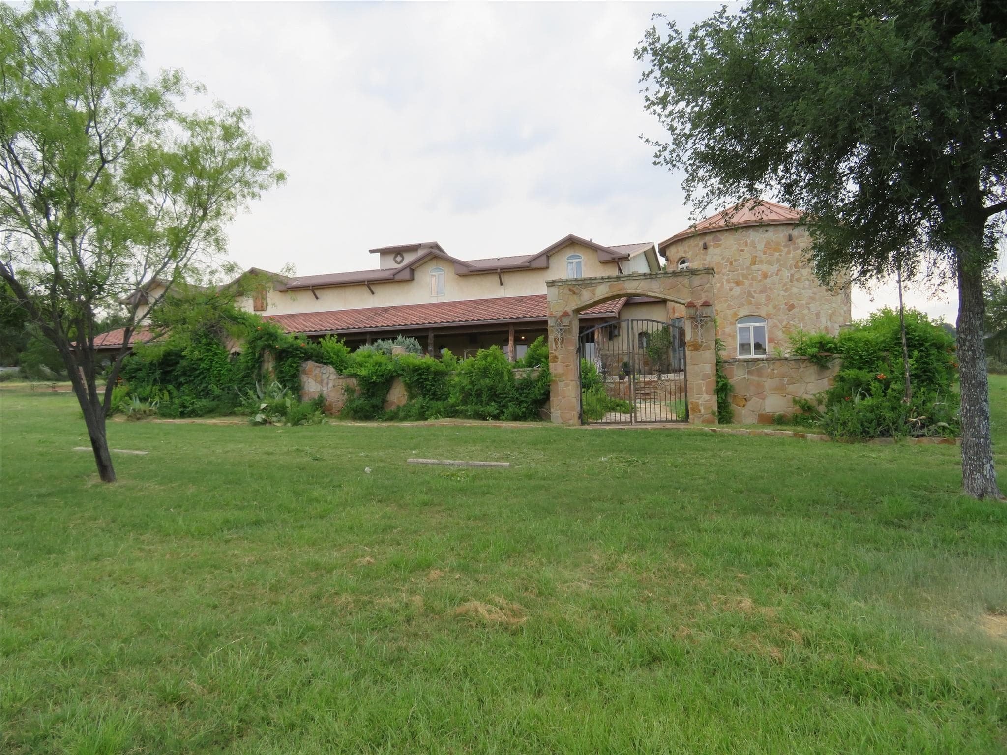 409 County Road 138 Rd