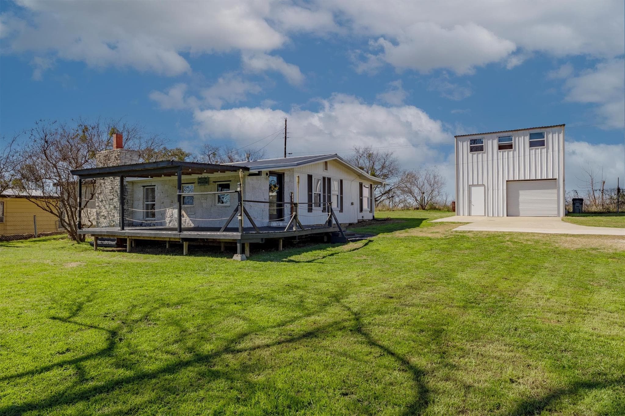 110 Lakewood Dr