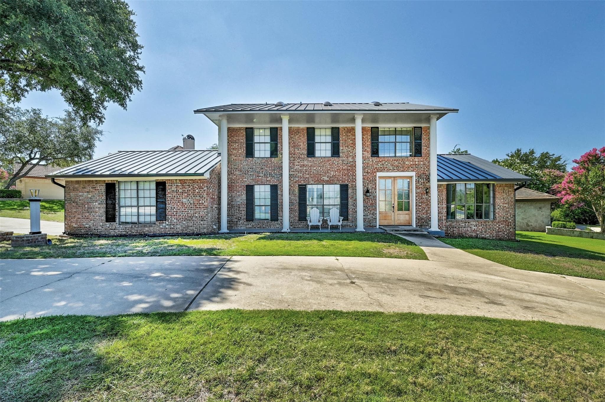 608 Sombrero Dr