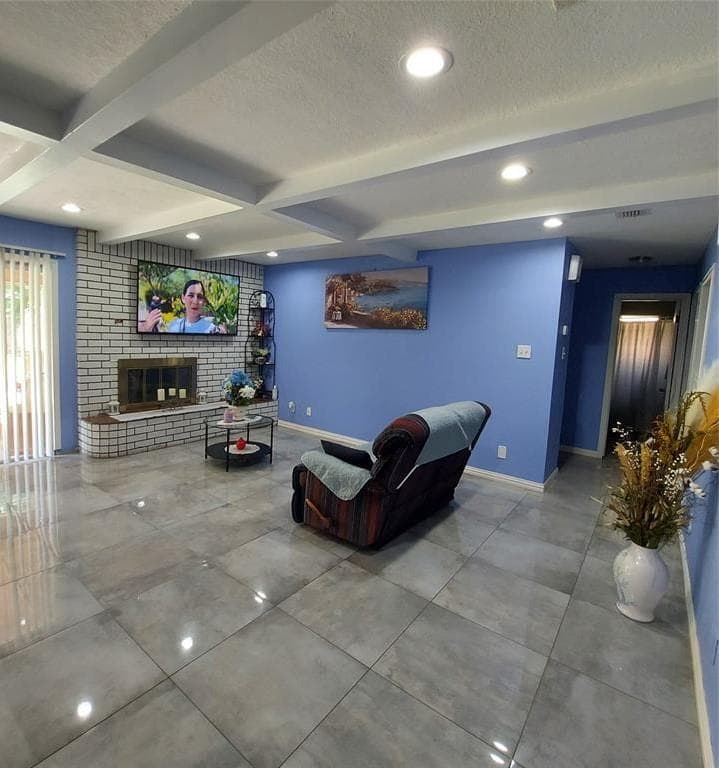 2303 Dover Rd