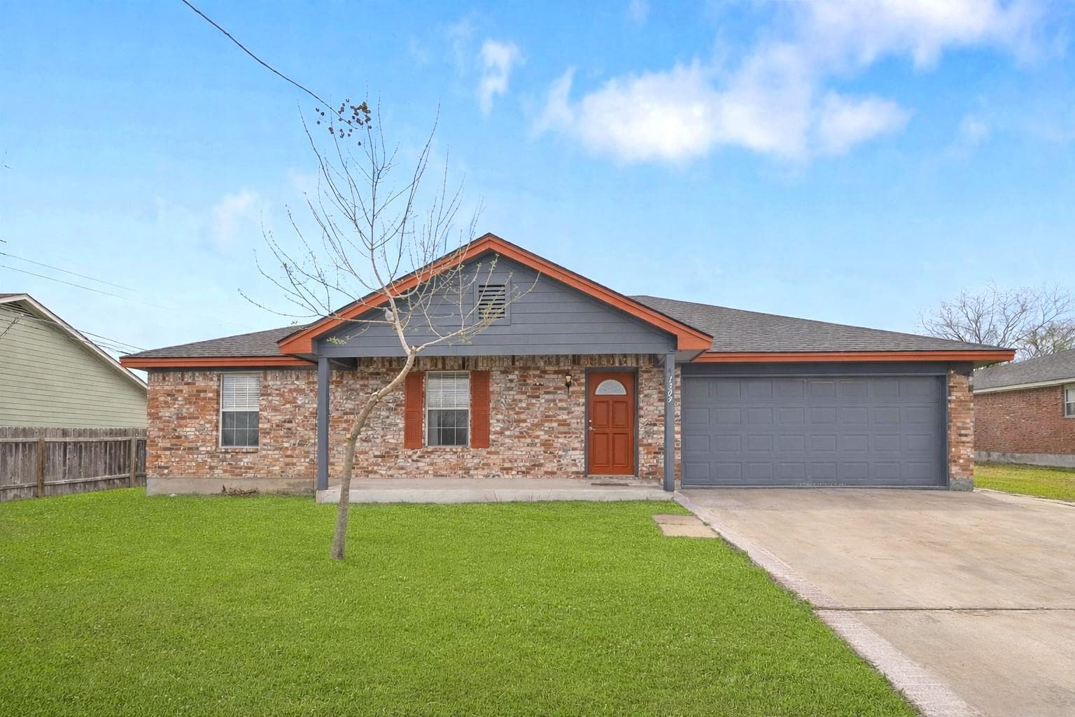 1309 Mallard Ln